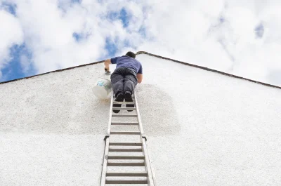 Peinture extérieure à Guenroc — façades et ravalement